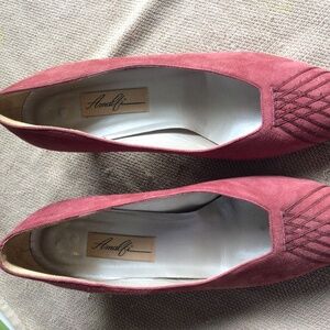 Amalfi vintage Italian pumps